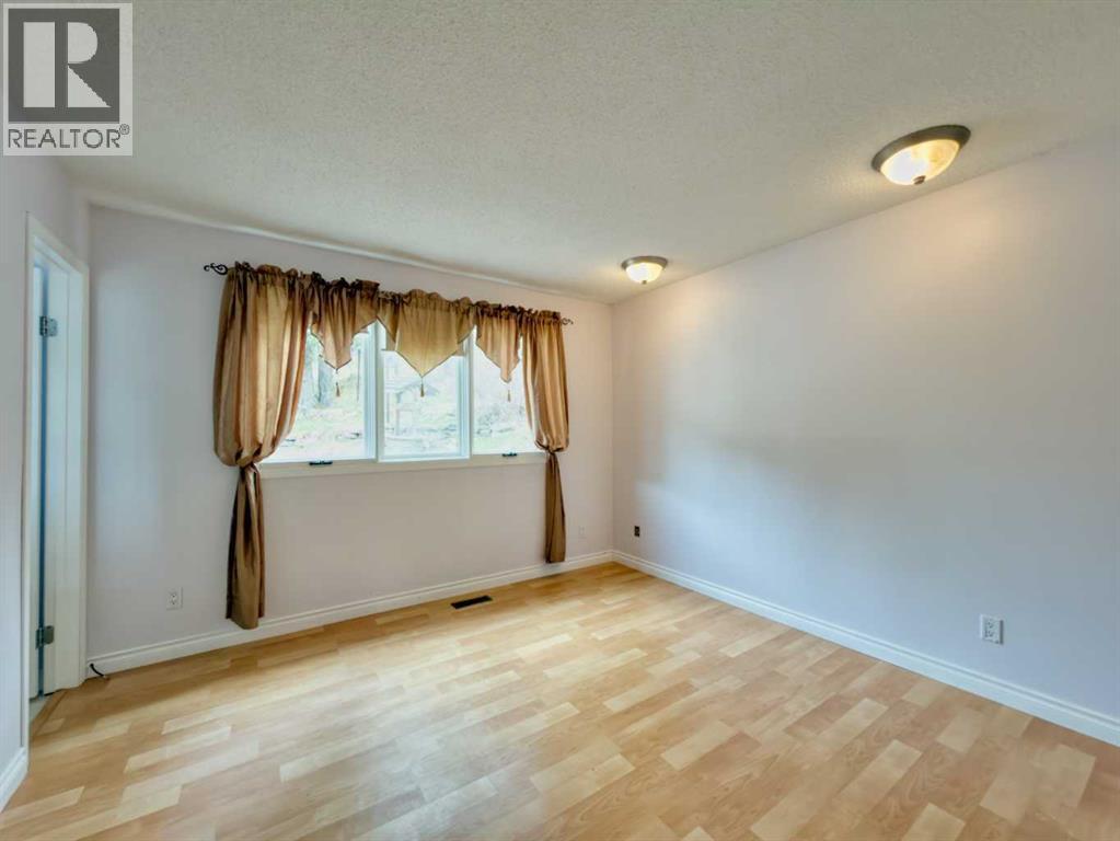 13553 18 Avenue - Photo 14