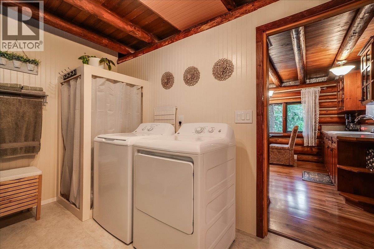 550 2ND RELIEF Road, Salmo