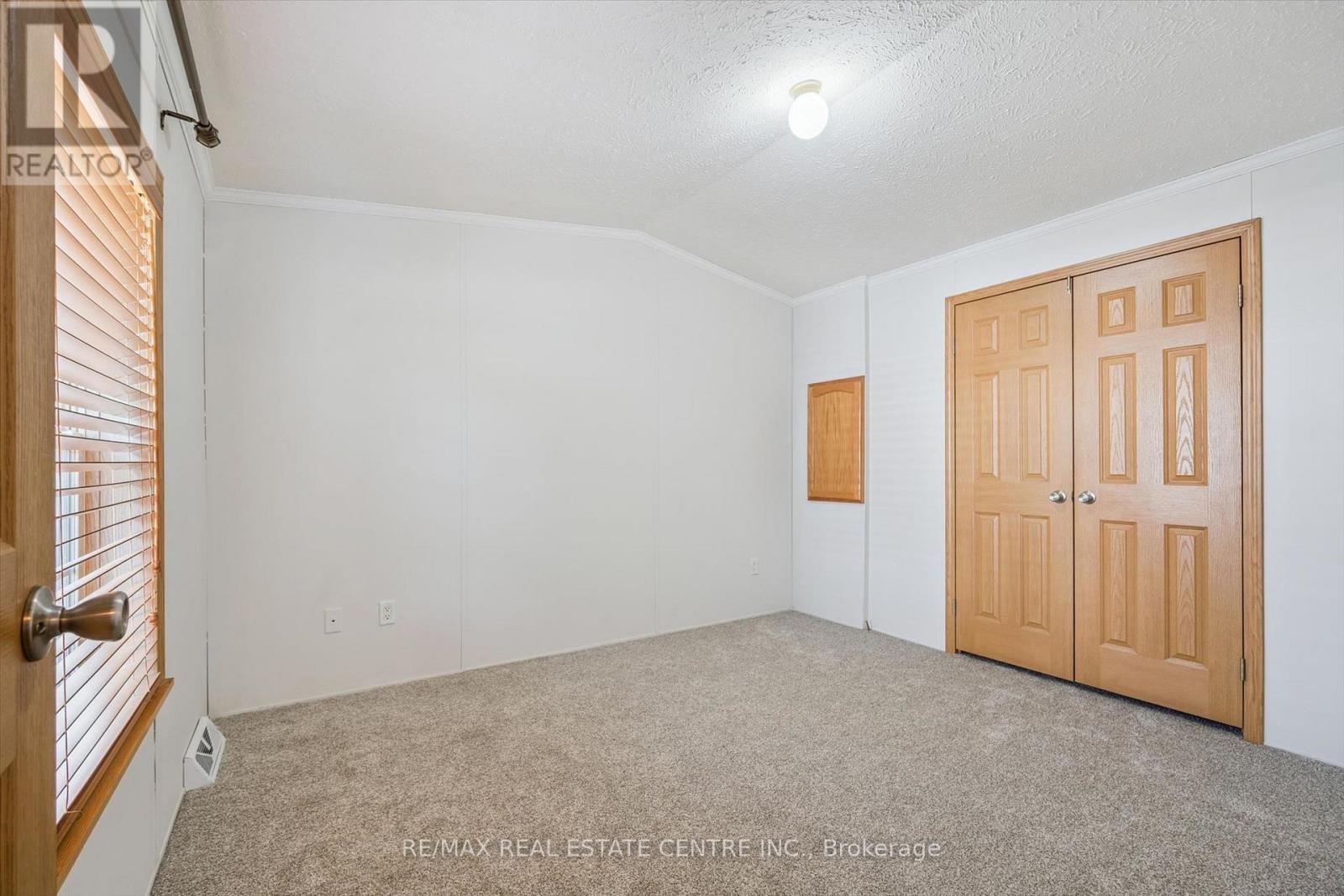 21 TRILLIUM BEACH DRIVE - Image 19