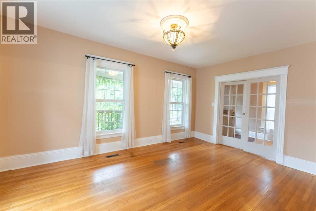 287 7A Avenue S - Image 8