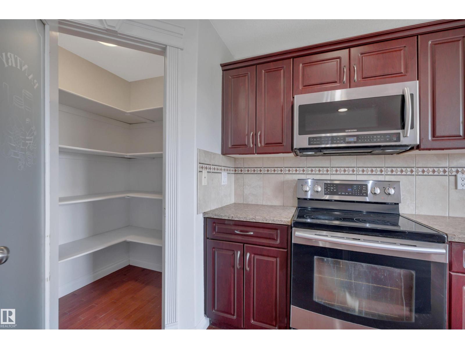 24 BIRCHMONT DR - Image 15