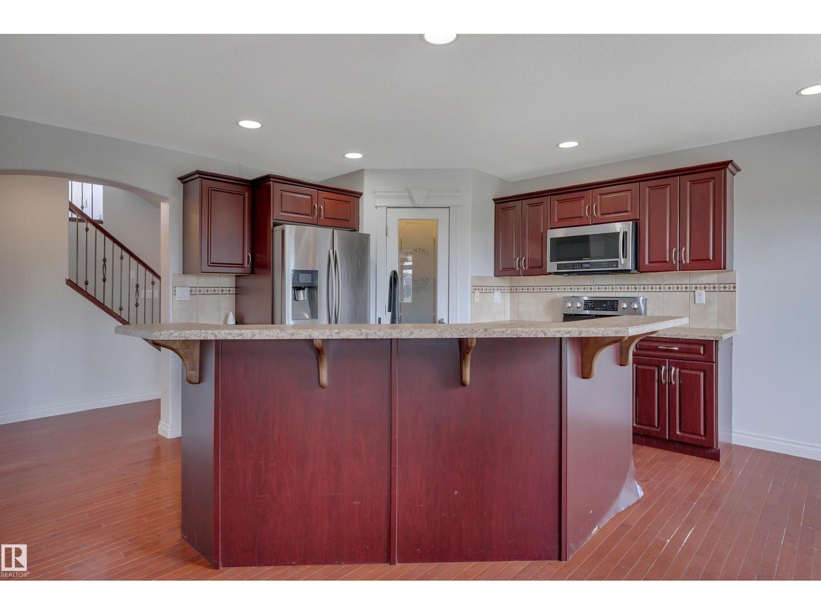24 BIRCHMONT DR - 12