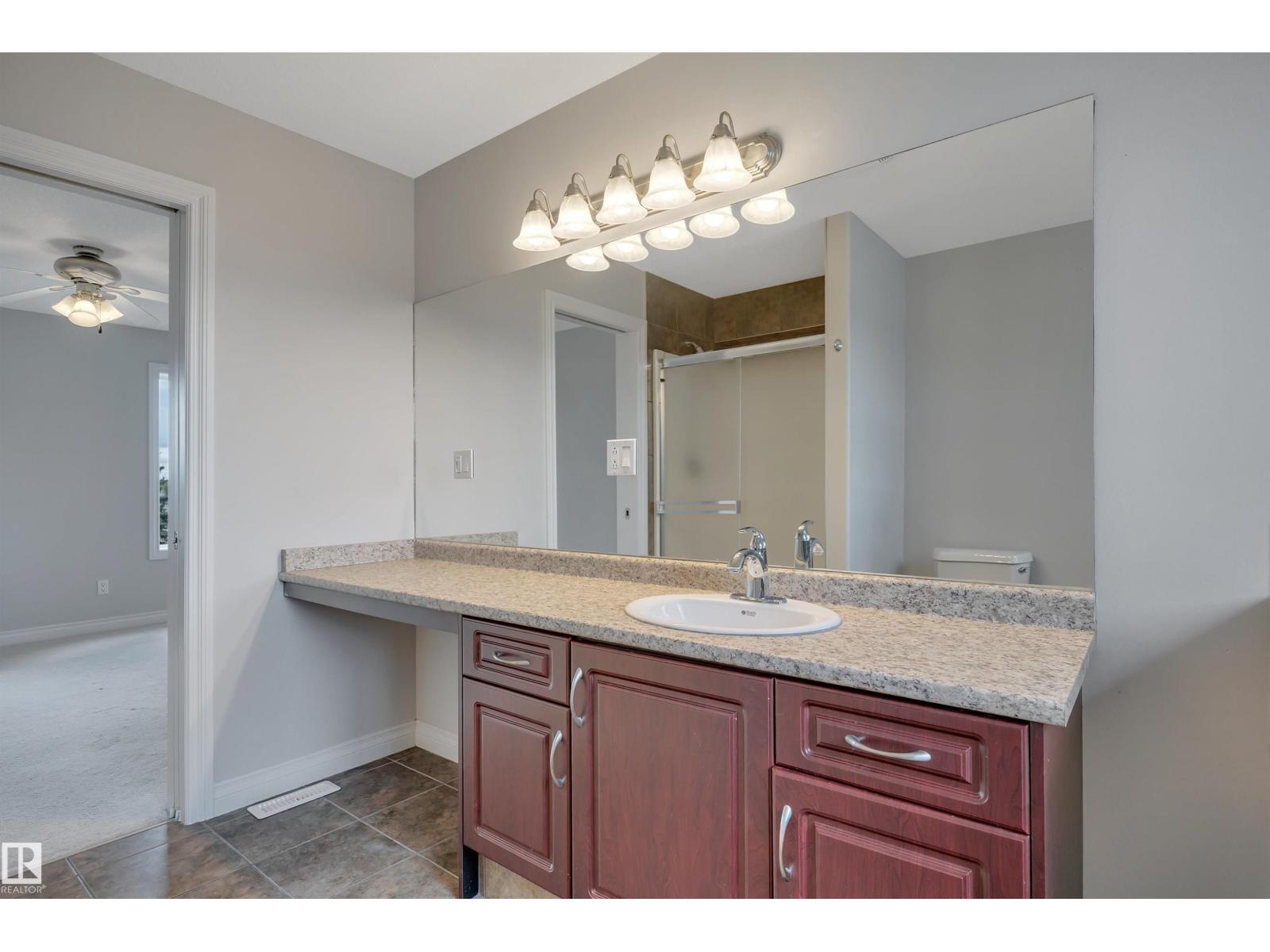 24 BIRCHMONT DR - 35
