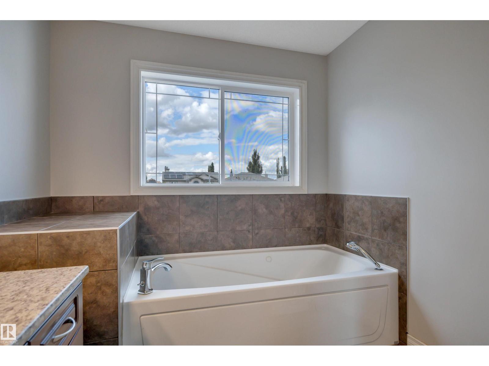 24 BIRCHMONT DR - Image 36