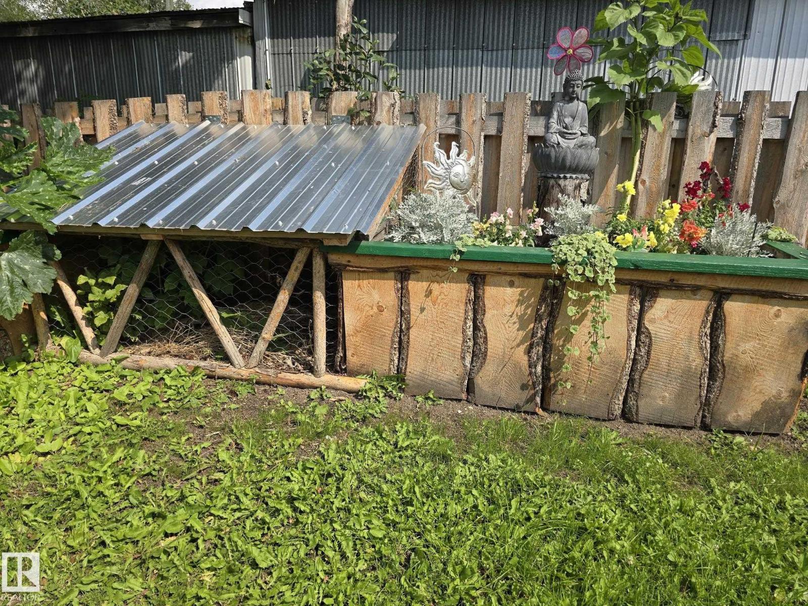408 3 ST E - 31
