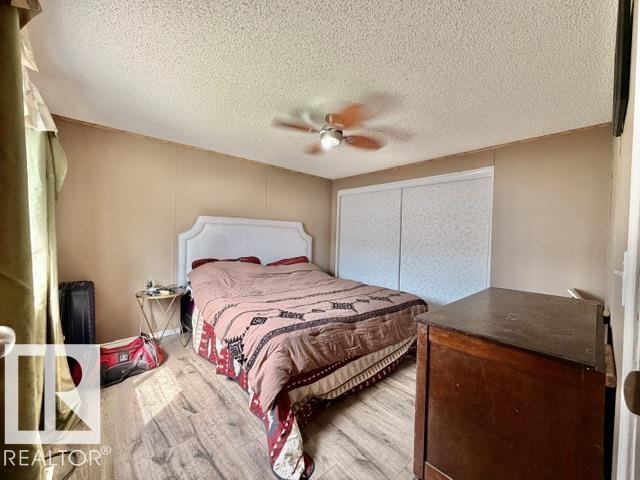 4810 48 AV - 21