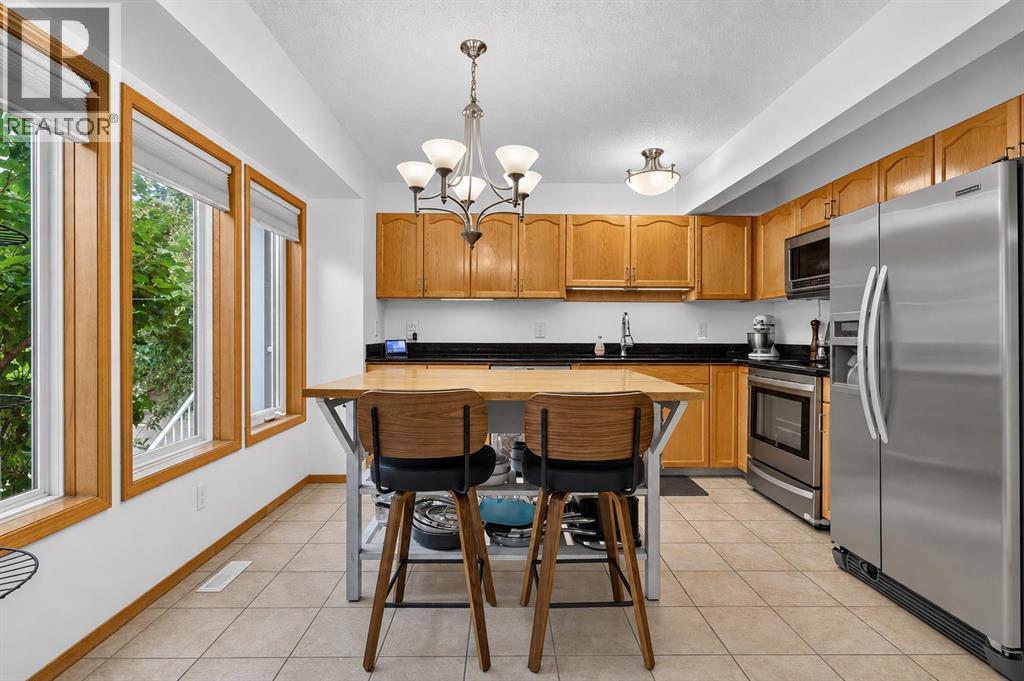 592 Regal Park Northeast