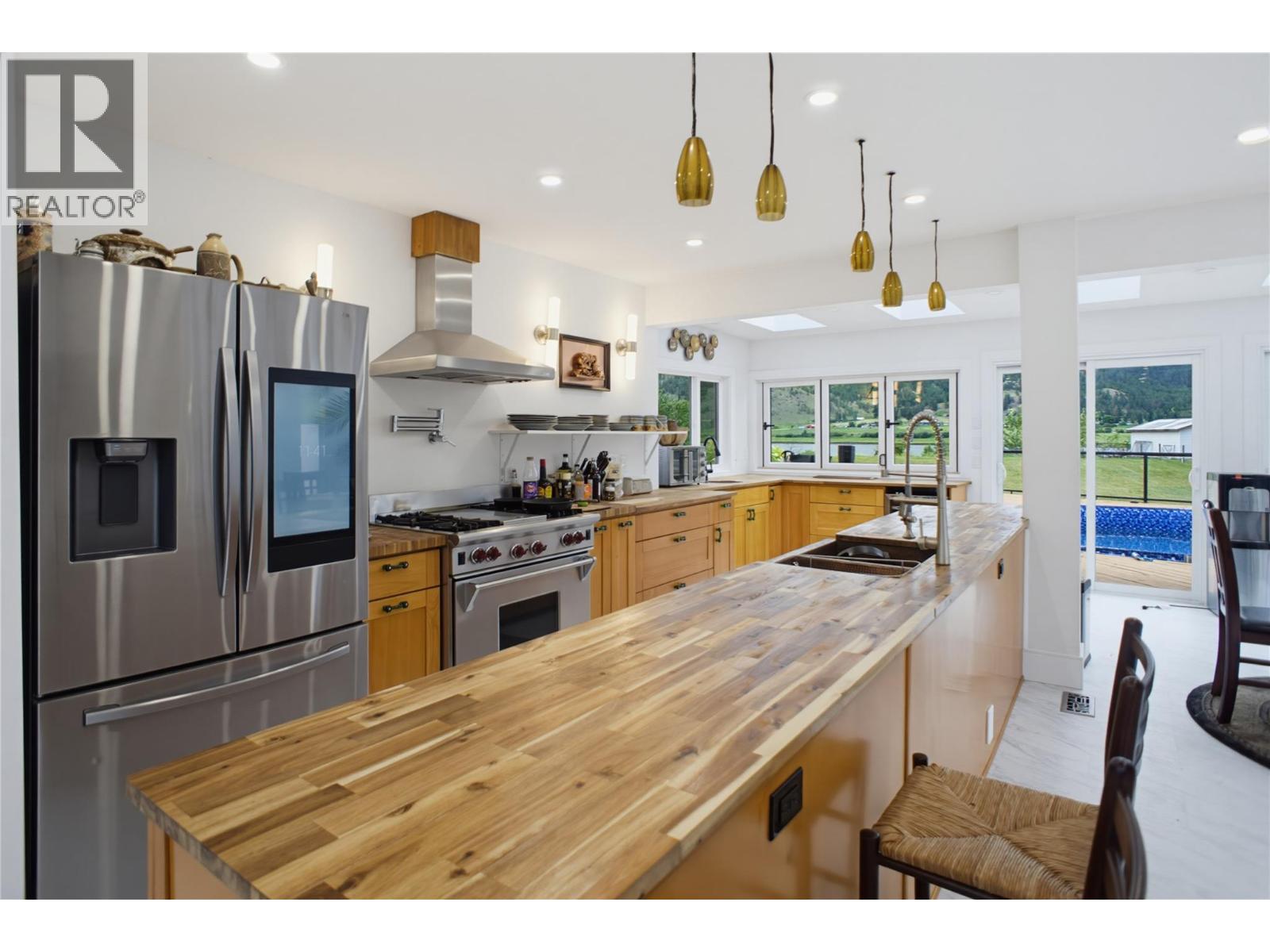 8576 WESTSYDE Road - 4