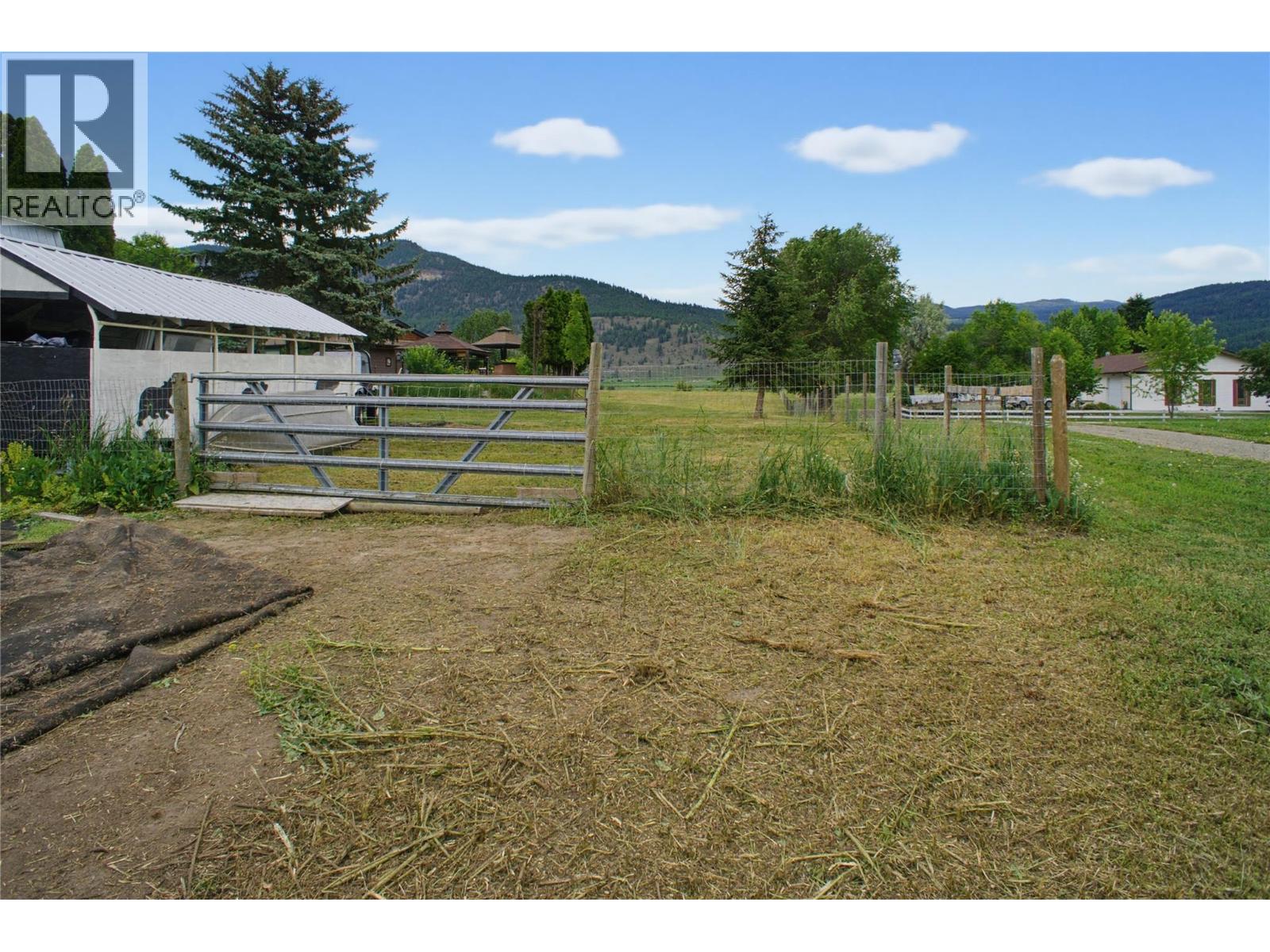 8576 WESTSYDE Road - 39
