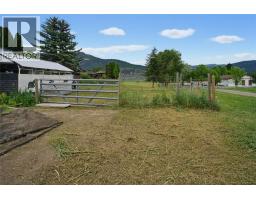8576 Westsyde Road, Kamloops, BC V2B8S3 Photo 39
