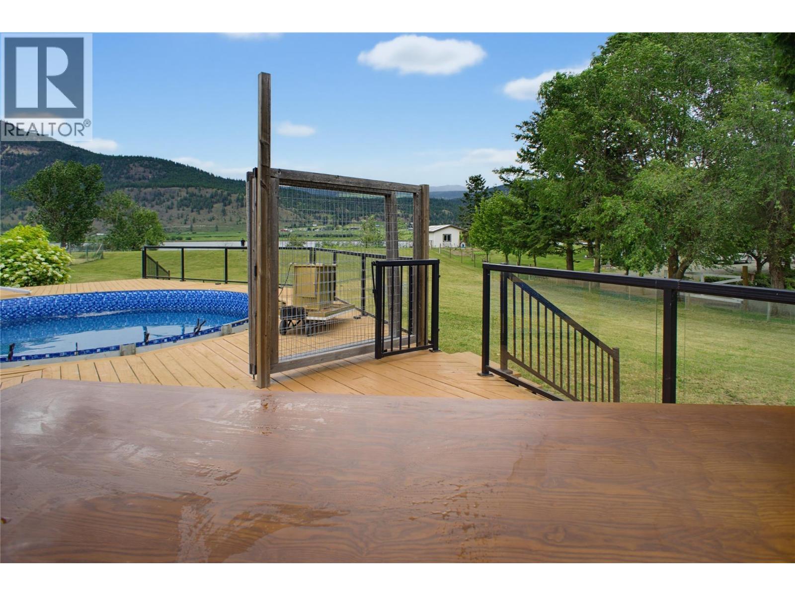 8576 WESTSYDE Road - Image 24