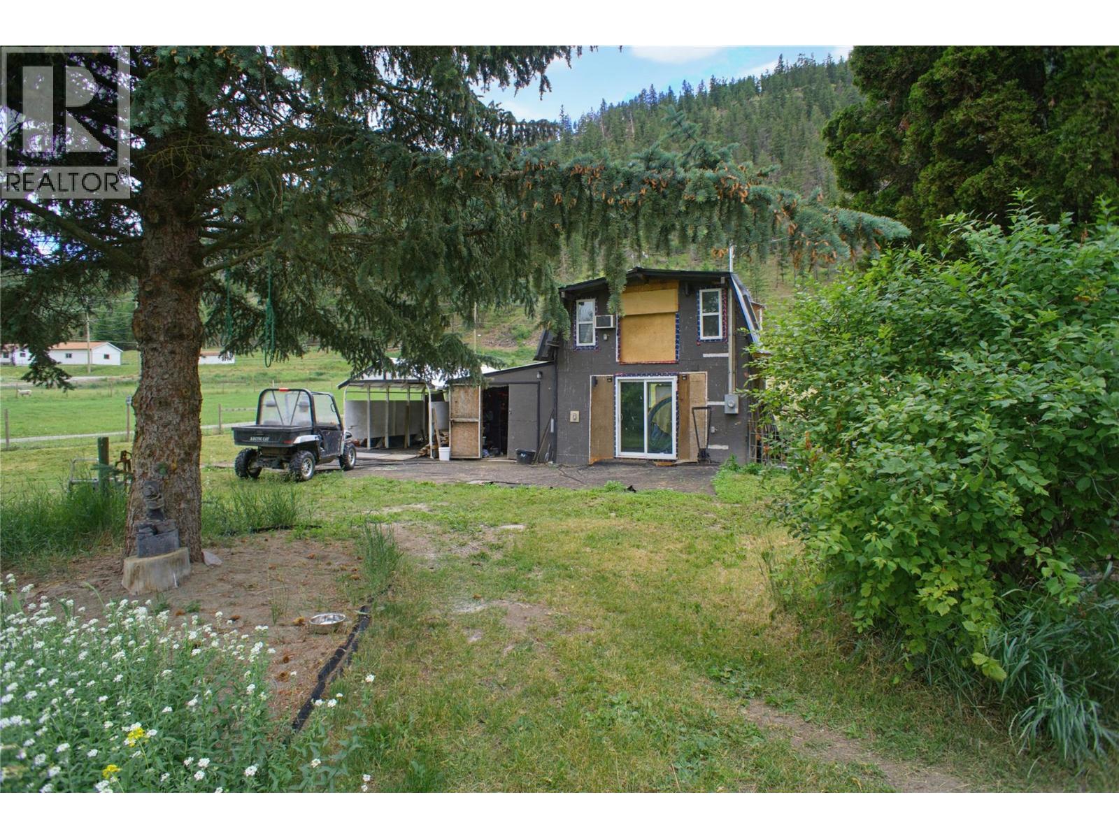 8576 WESTSYDE Road - 38