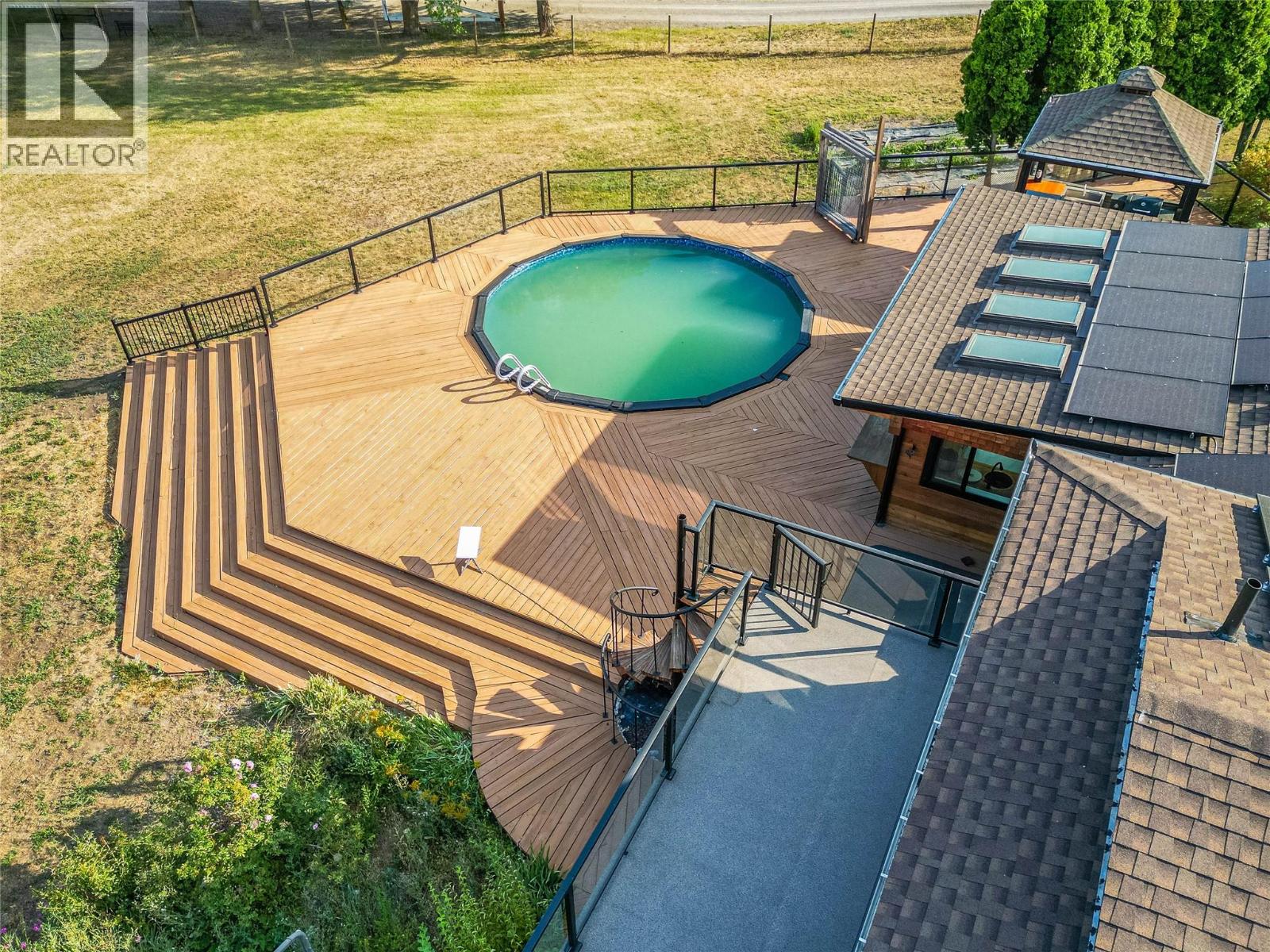 8576 WESTSYDE Road - 62