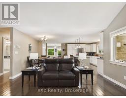Kitchen - 207 Edmund Street, West Grey, ON N0G1C0 Photo 6