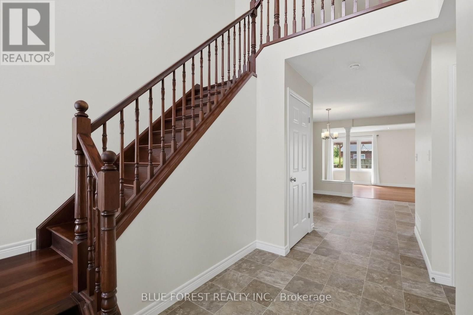 1888 STACKHOUSE CRESCENT - Image 3