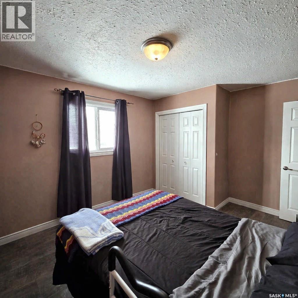 401 6th AVENUE W - Image 12