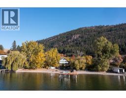 Foyer - 8724, 8730, 8734 Okanagan Landing Road, Vernon, BC V1H1J7 Photo 6