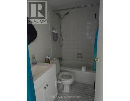 801 - 2019 Bank Street, Ottawa, ON K1V0N1 Photo 7