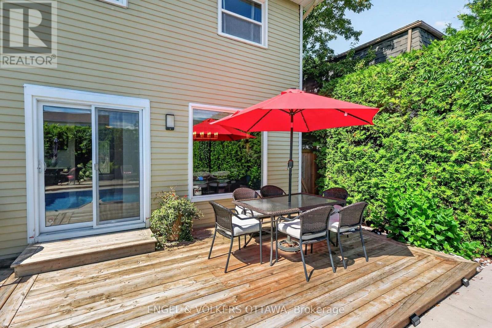 3 Bed, 3 Bath House for Sale in Ottawa – 1069 ST GERMAIN CRESCENT, Ottawa – MLS# X13679868 - Image 45