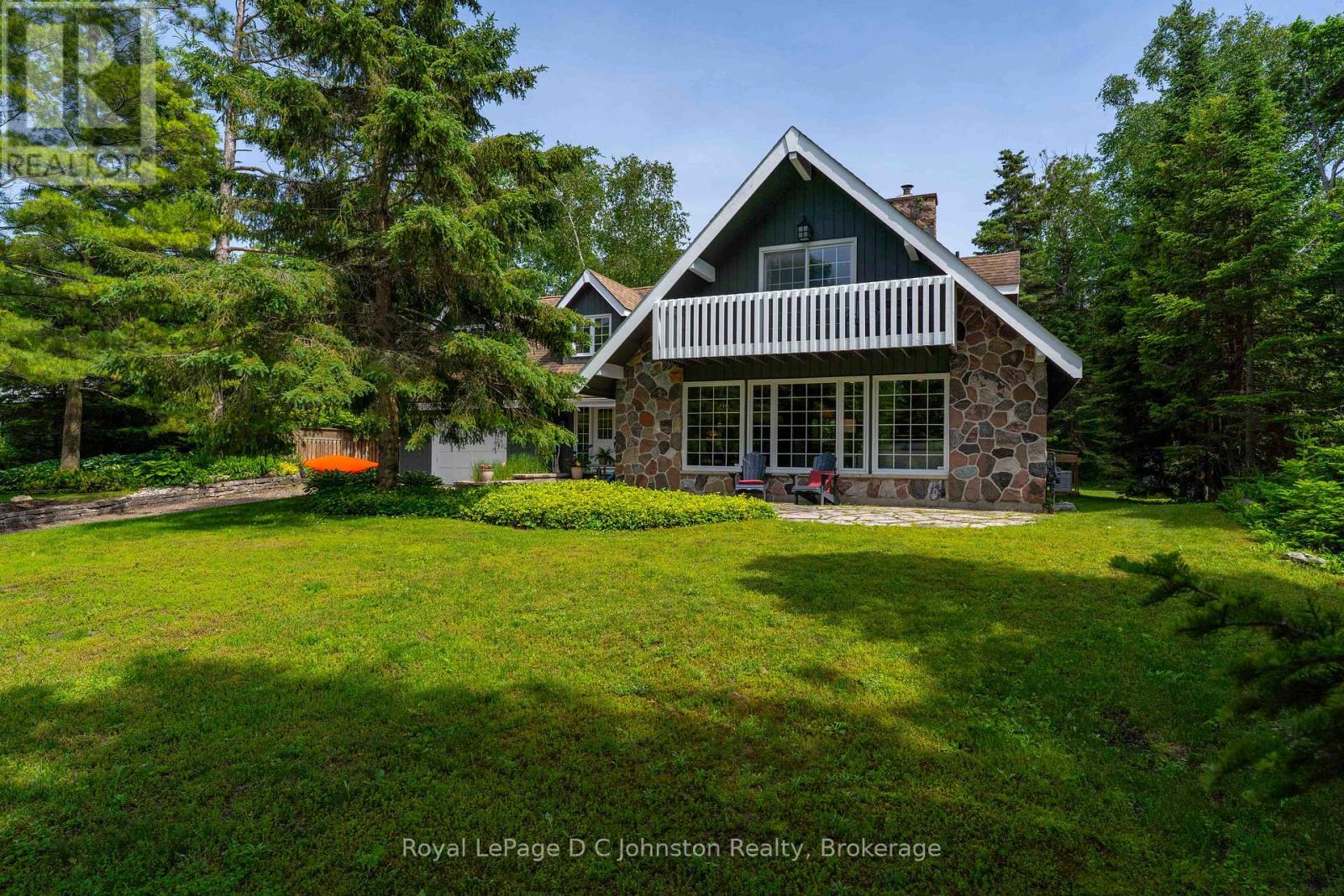 471 ECKFORD AVENUE - 4