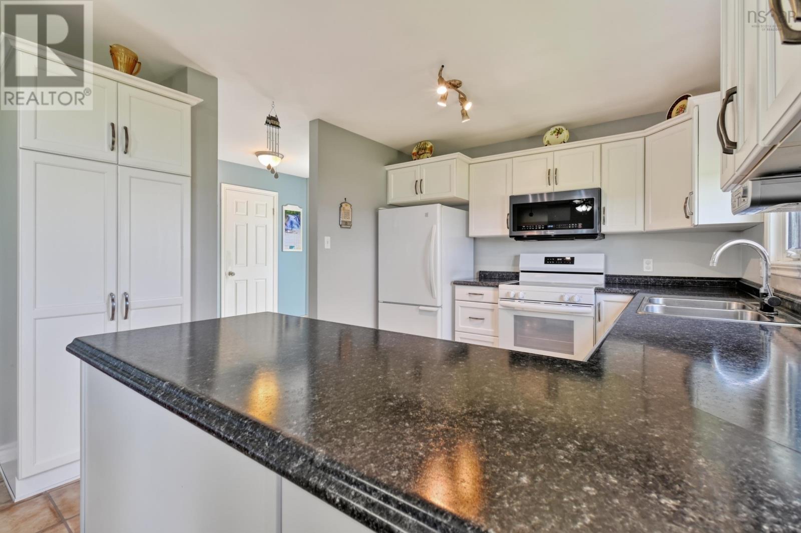 Property 22 of 49 of 131 East Side Grand River Road