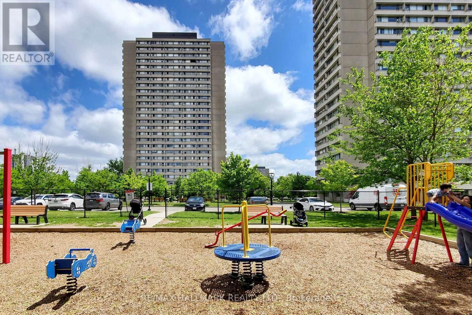 #1401 725 DON MILLS ROAD - 33