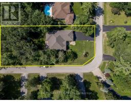 9 Laddie Lane, Springwater, ON L9X0C3 Photo 24