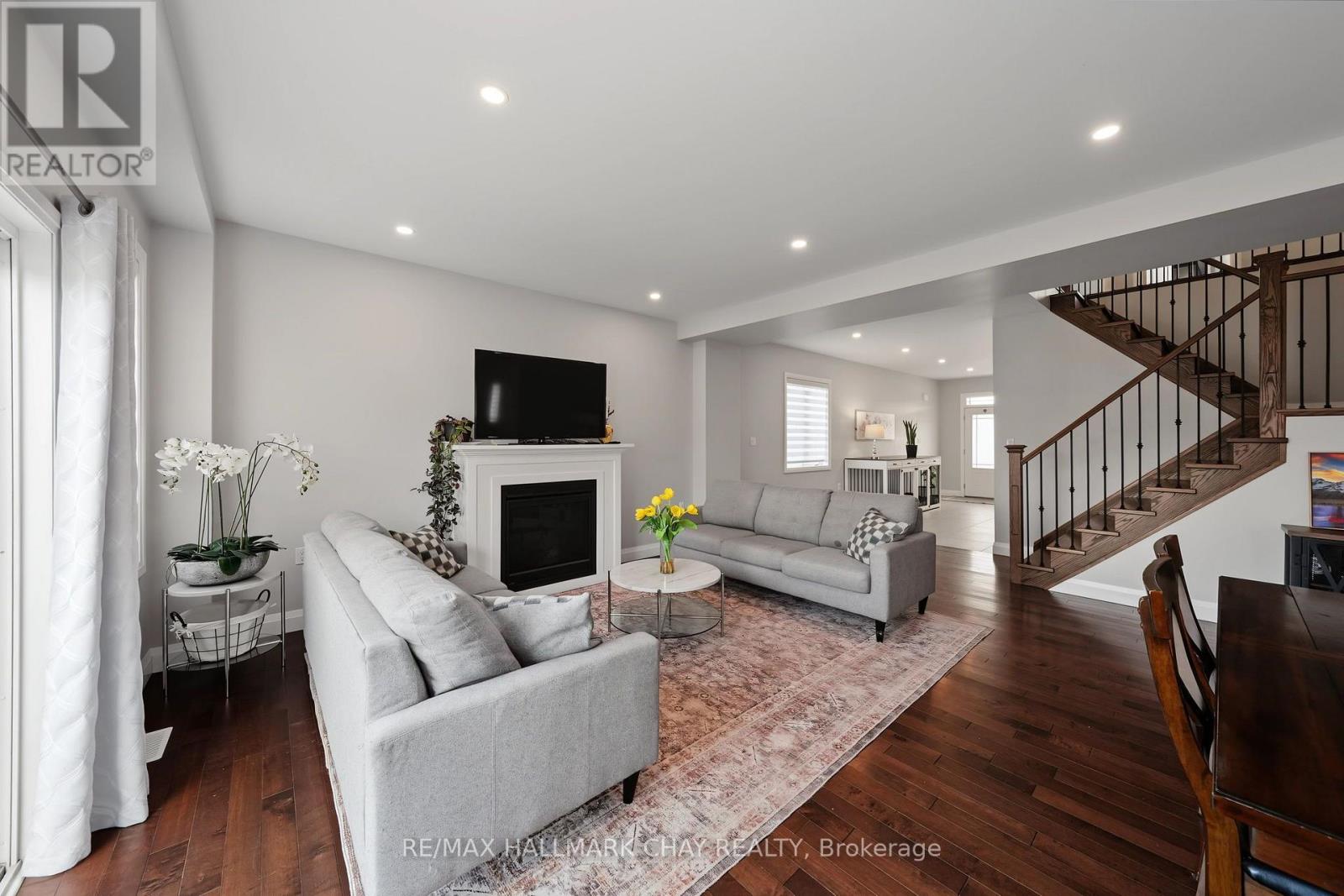36 LOWRY COURT - Image 10