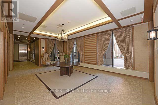 #517 830 LAWRENCE AVENUE W - 33