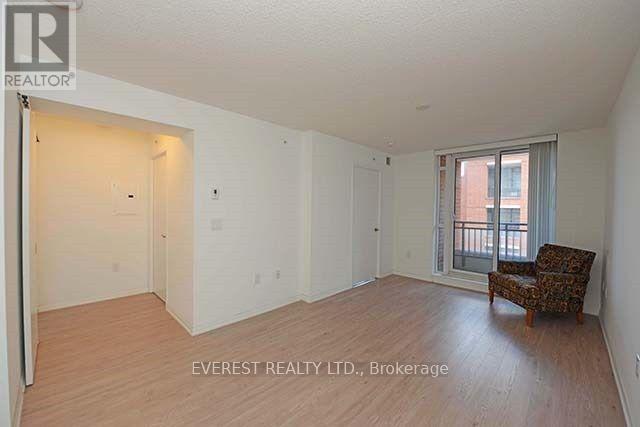 #517 830 LAWRENCE AVENUE W - Image 37