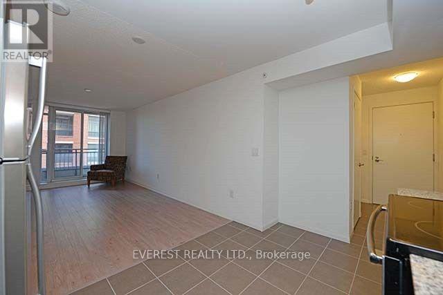 #517 830 LAWRENCE AVENUE W - Image 40