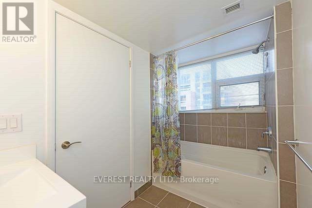 #517 830 LAWRENCE AVENUE W - Image 45