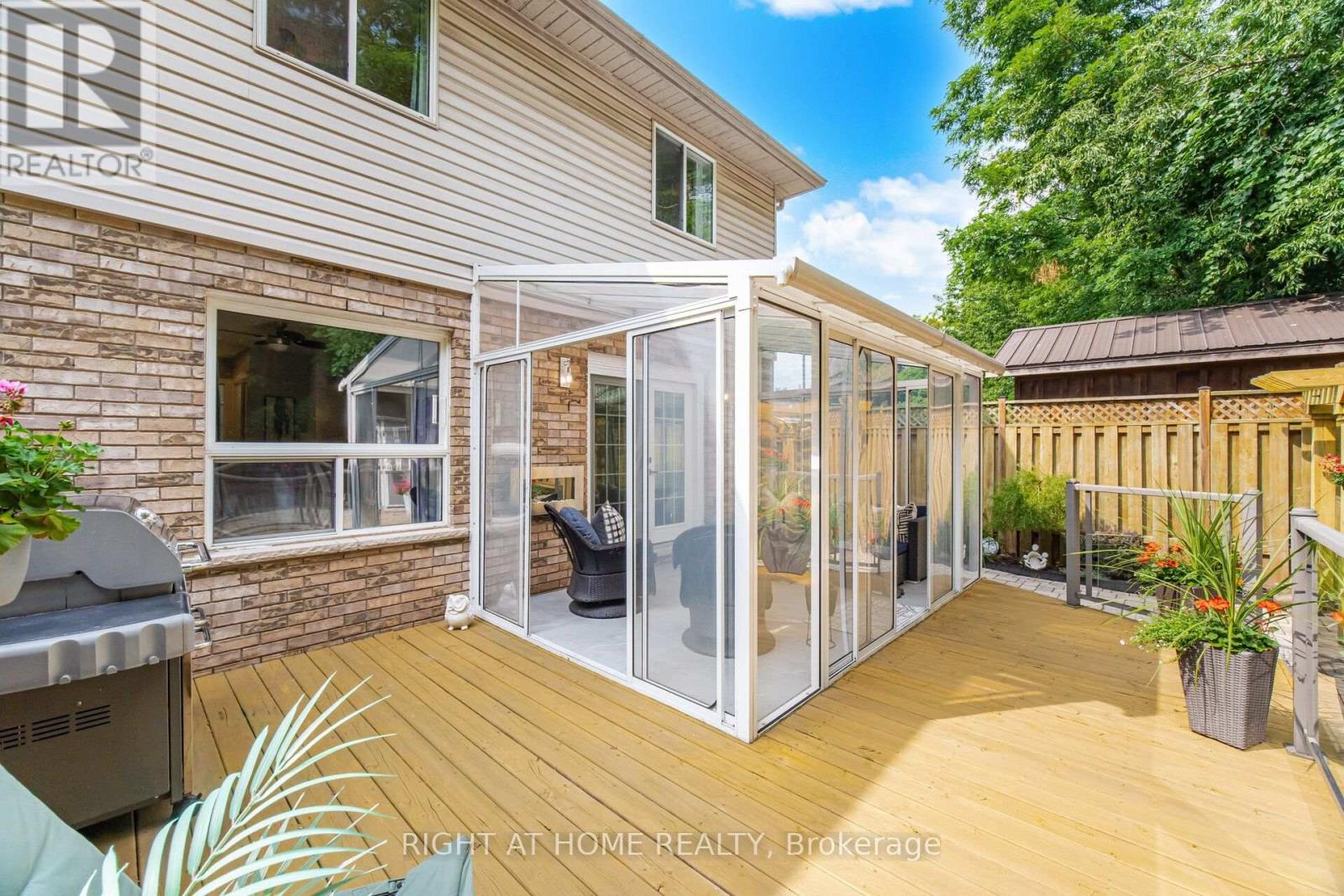 3064 LAKESHORE ROAD W - 40