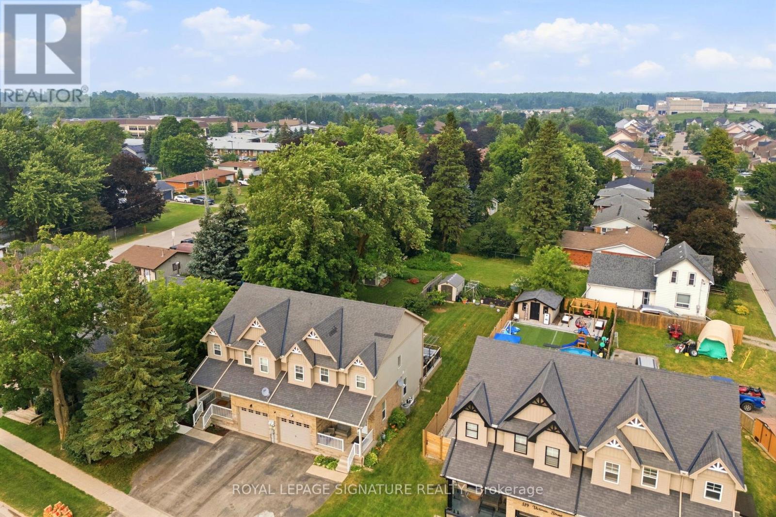 517 VICTORIA STREET - 3