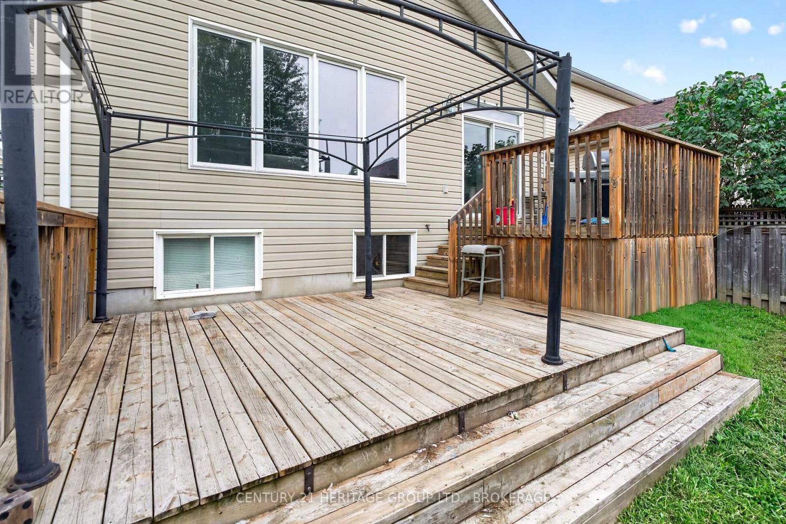 855 LOTUS AVENUE - Image 43