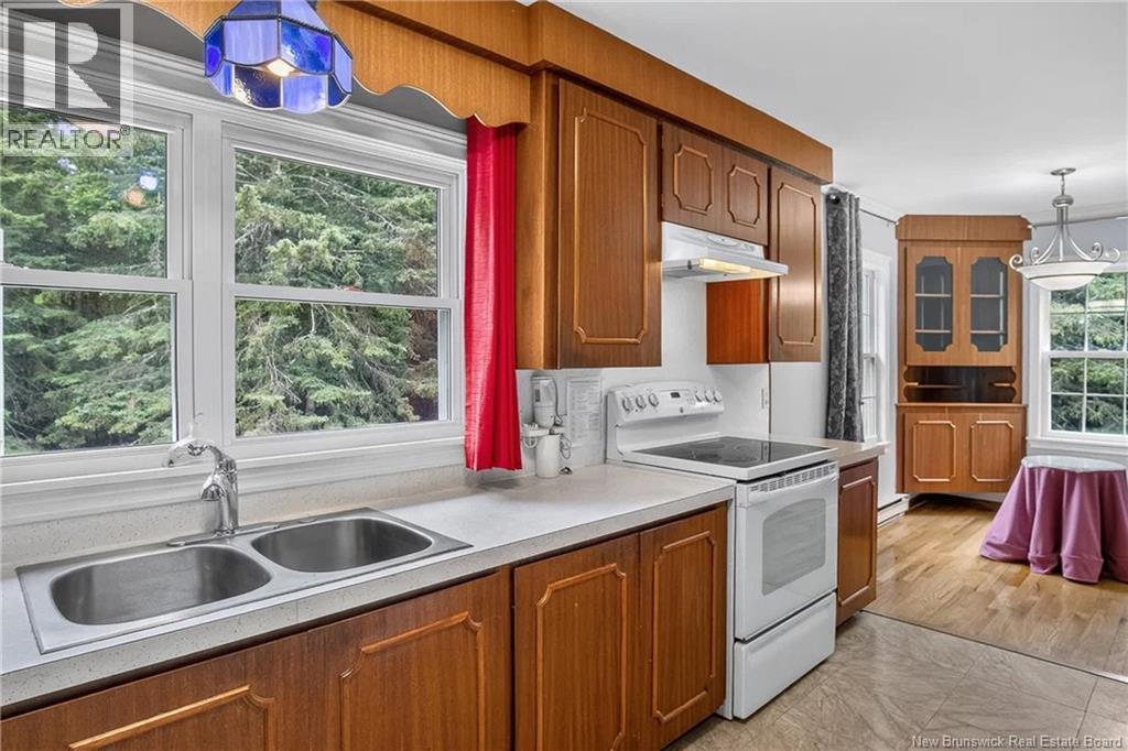 85 Quispamsis Road - 23