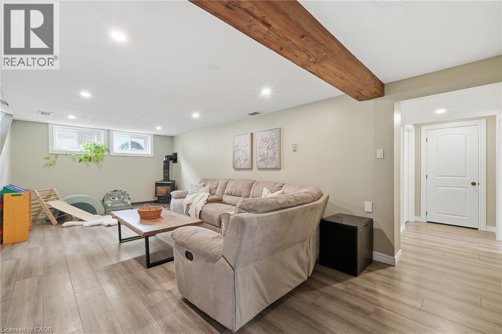 491 ST GEORGE Street E - 23