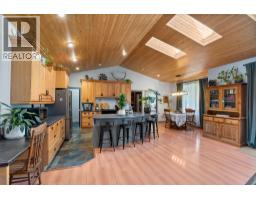 Kitchen - 559 Mclean Road, Barriere, BC V0E1E0 Photo 8
