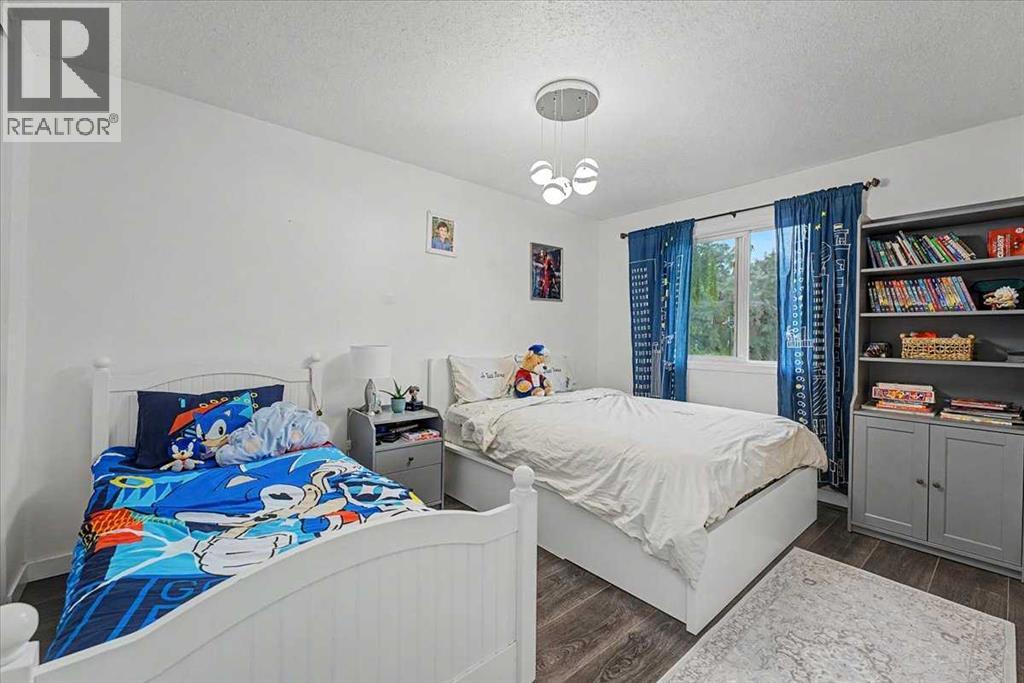210 86 Avenue Southeast - Photo 18