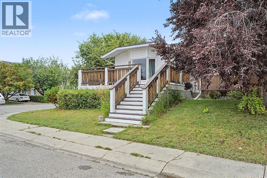 85 Rideau Close SW - 45