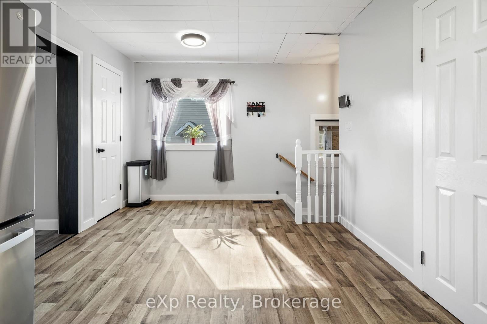 1060 SANDERSON STREET - Image 14