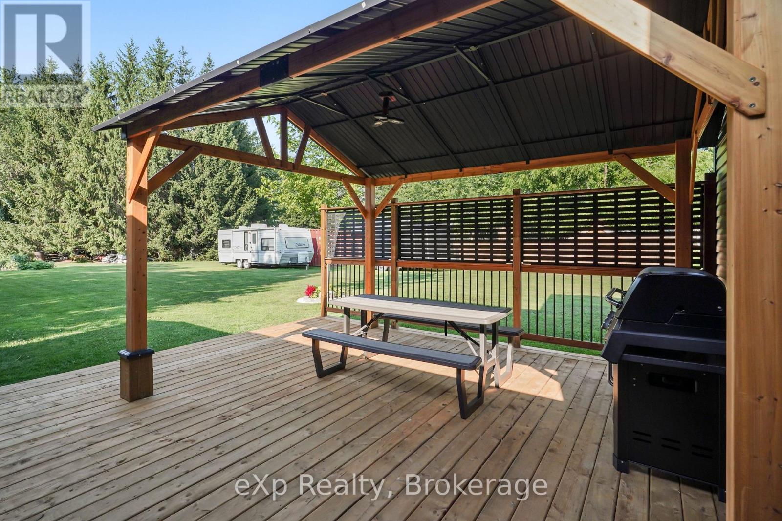 1060 SANDERSON STREET - Image 34