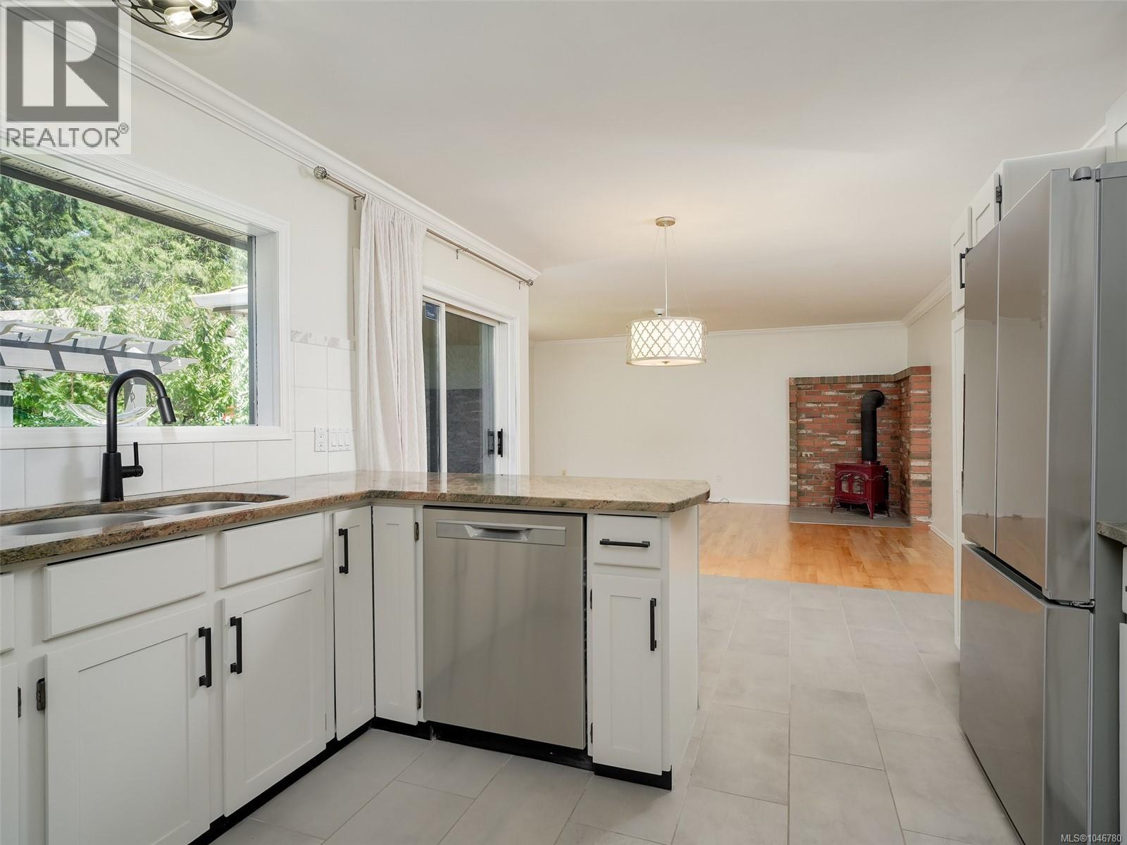 4860 Excelsior Rd - Image 11