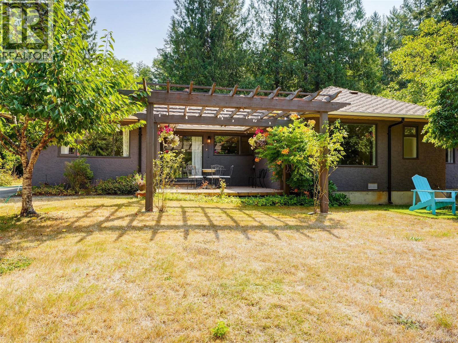4860 Excelsior Rd - 33