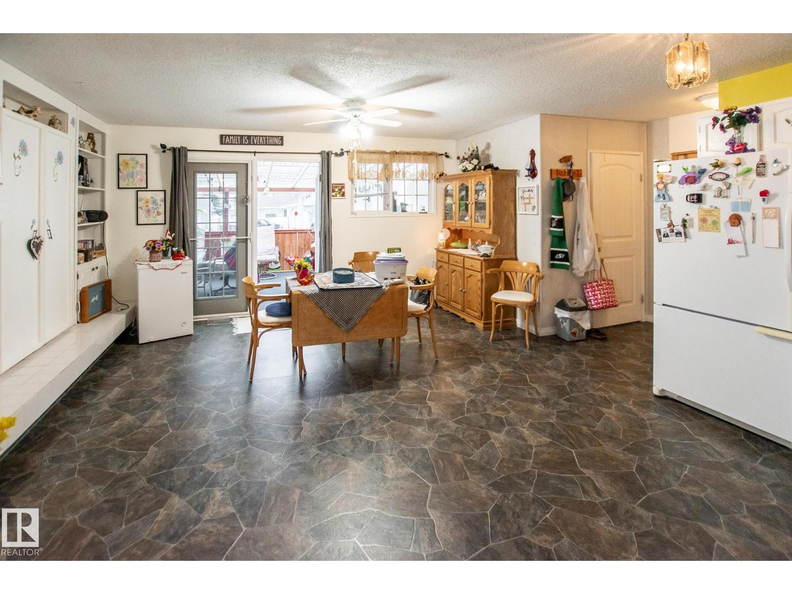 4510 41A ST - Image 13