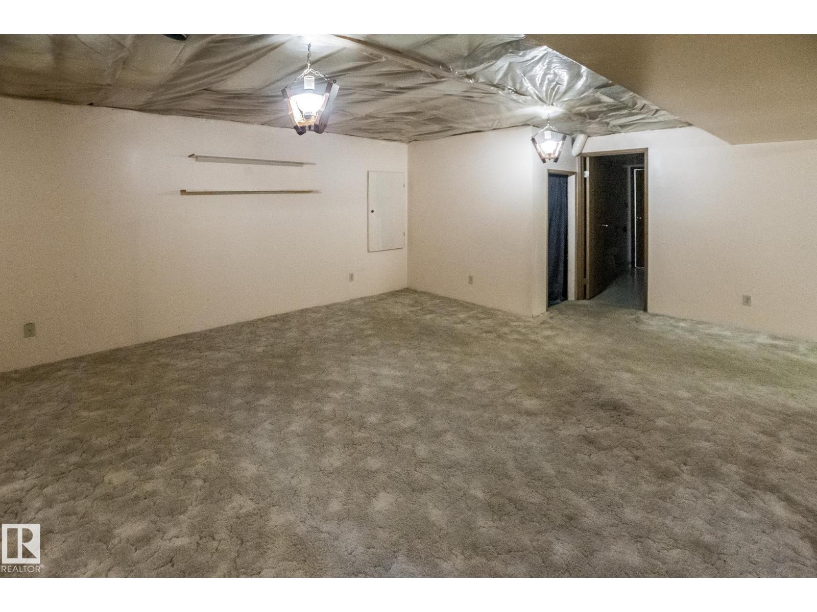 4510 41A ST - Image 32