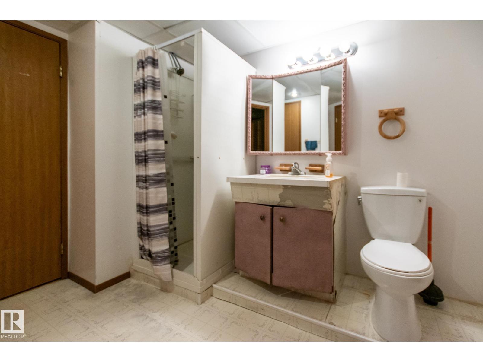 4510 41A ST - Image 33
