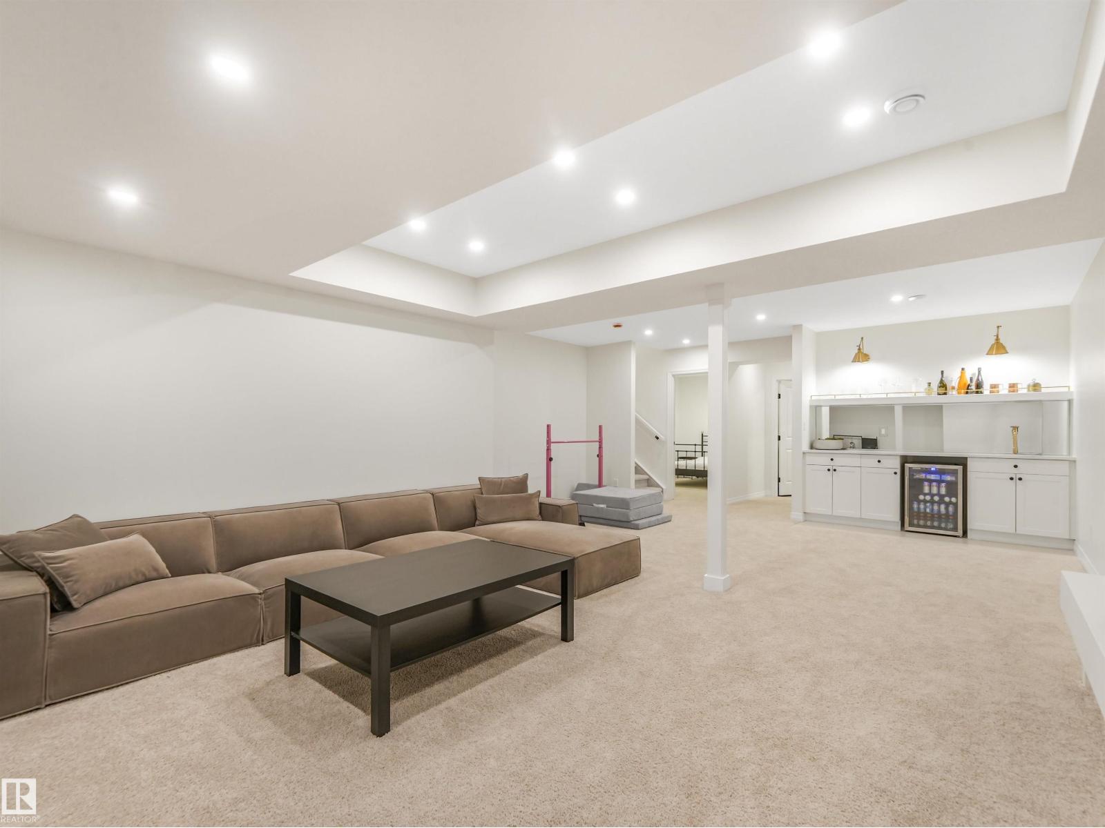 19 NETTLE CR - Image 54