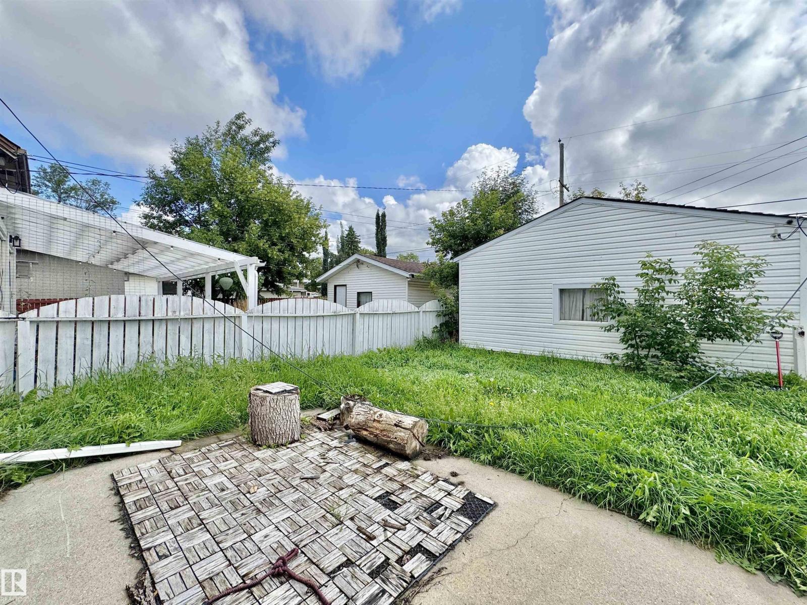 6209 106 ST NW - 4