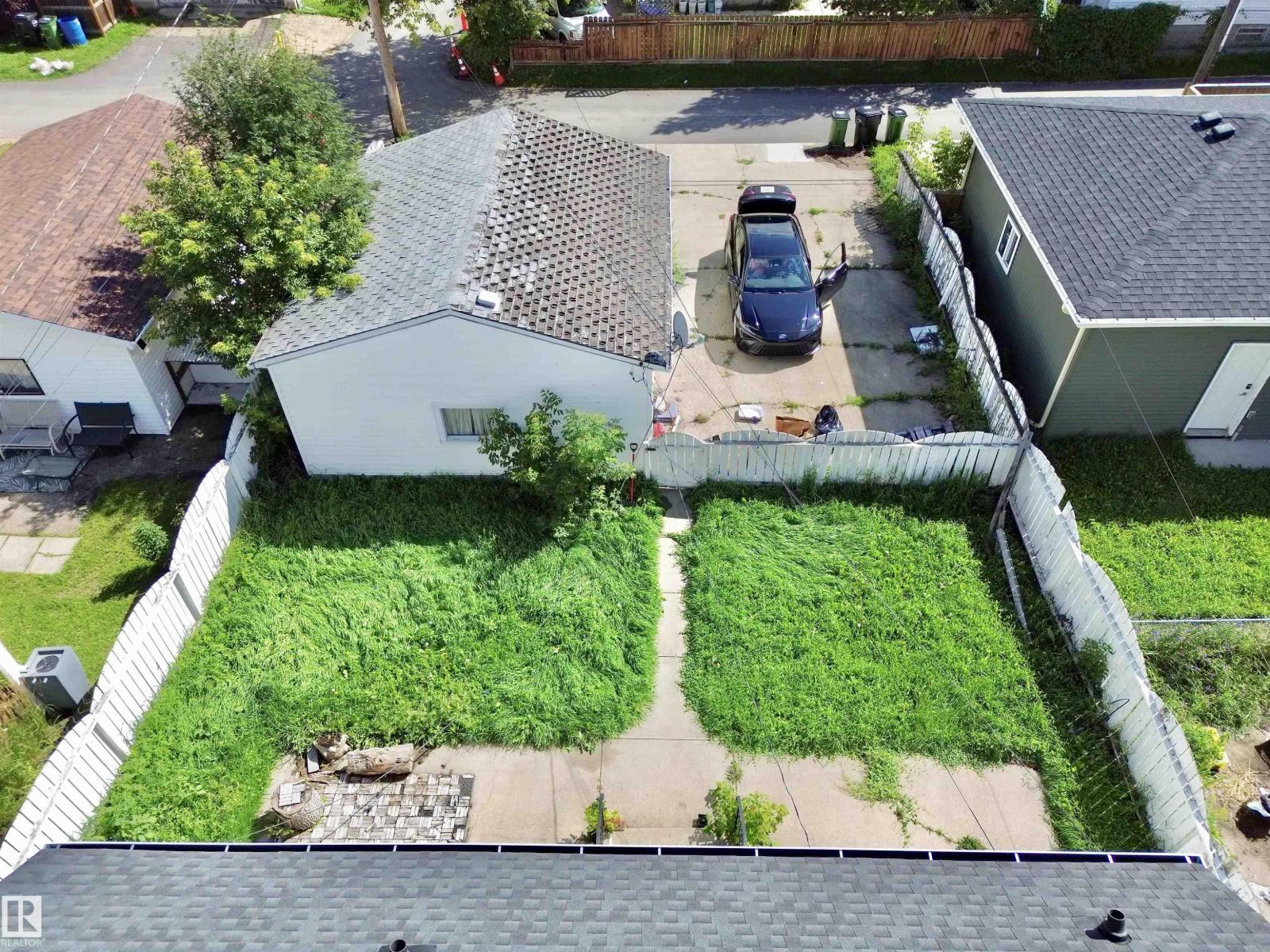 6209 106 ST NW - 5